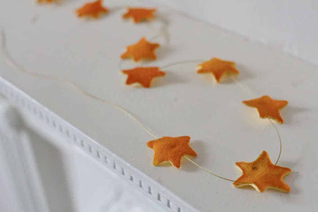 Dried orange stars zero-waste Christmas craft idea