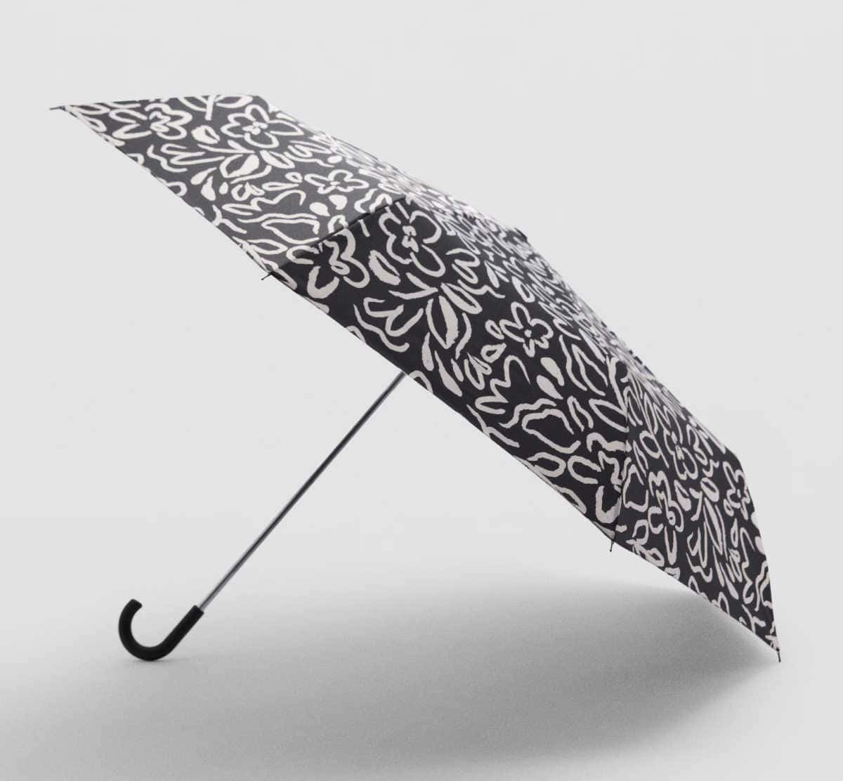 Black and white umbrella from Mango